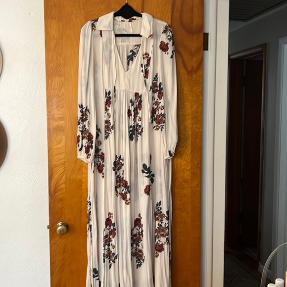 Free People Floral Maxi Dress - Picture 1 of 4